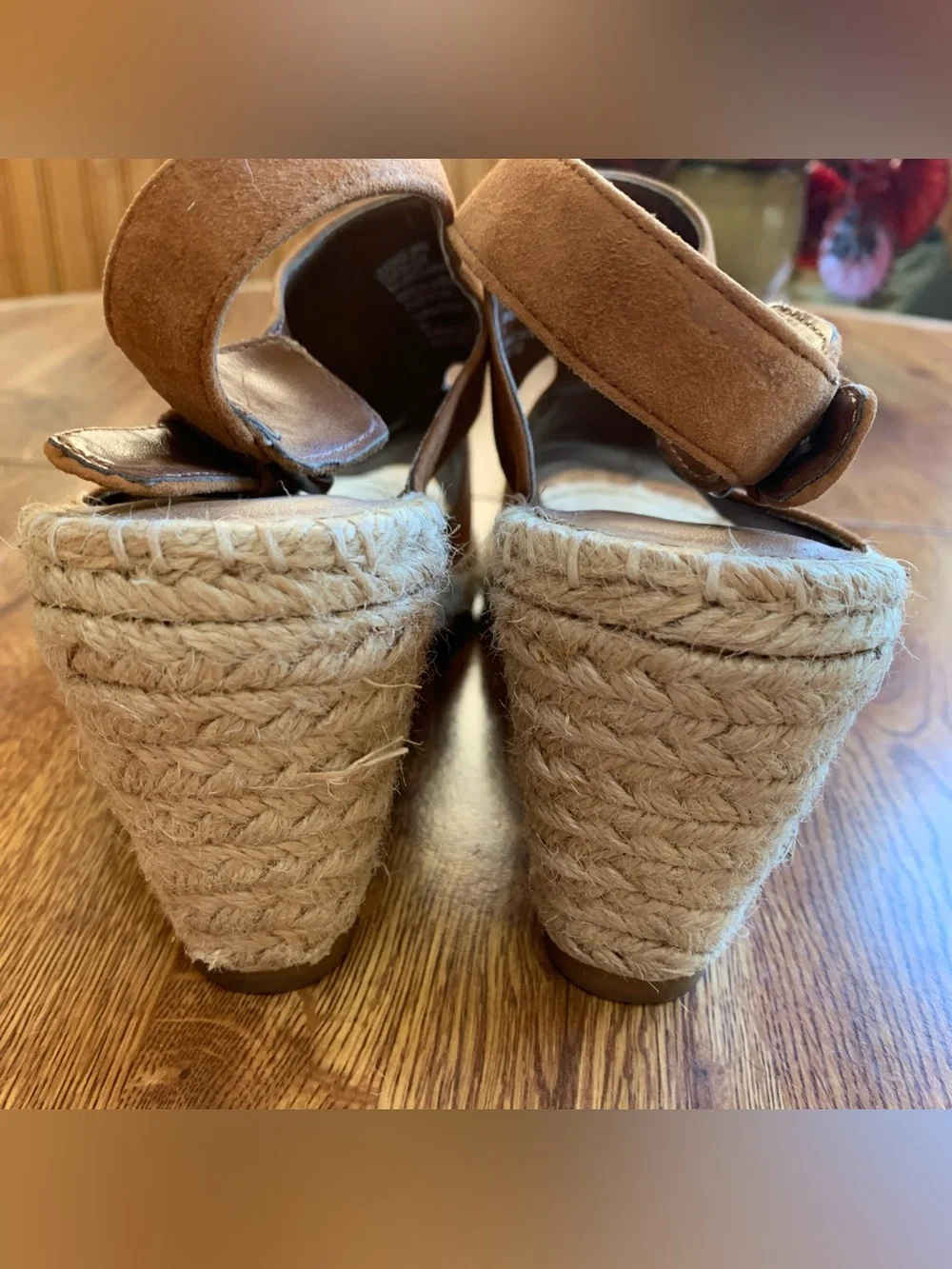 Susina Brown Suede Espadrille Wedge Sandals size 8